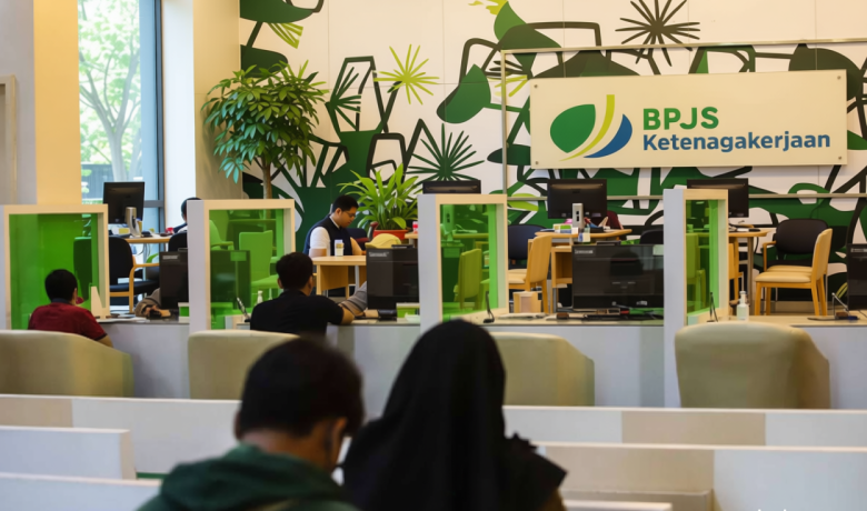 Pengamat: Penghapusan Pajak JHT Jangan Sampai Untungkan Pekerja Berpenghasilan Tinggi