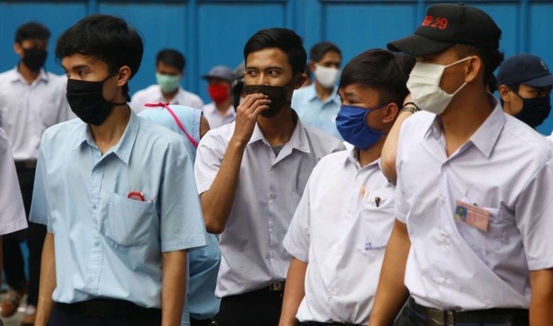 Solving Problems: Satgas PHK Kantongi Indikasi Perusahaan Berpotensi Lakukan PHK