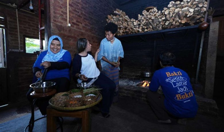Latest Program: Dorong Wisata Gastronomi, BCA Tingkatkan Keterampilan Gastronomi Desa Bakti BCA