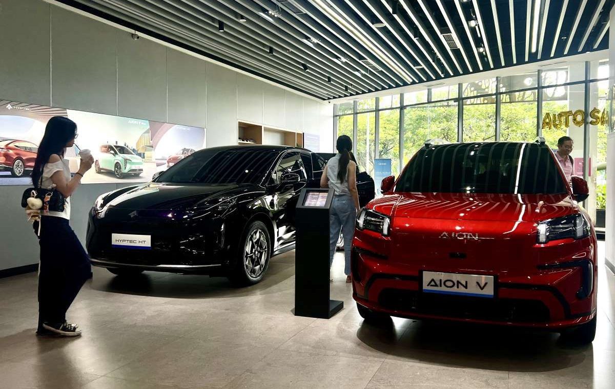Key Strategy: Penjualan Mobil Naik, Ekonom: Belum Jadi Bukti Daya Beli Masyarakat Pulih