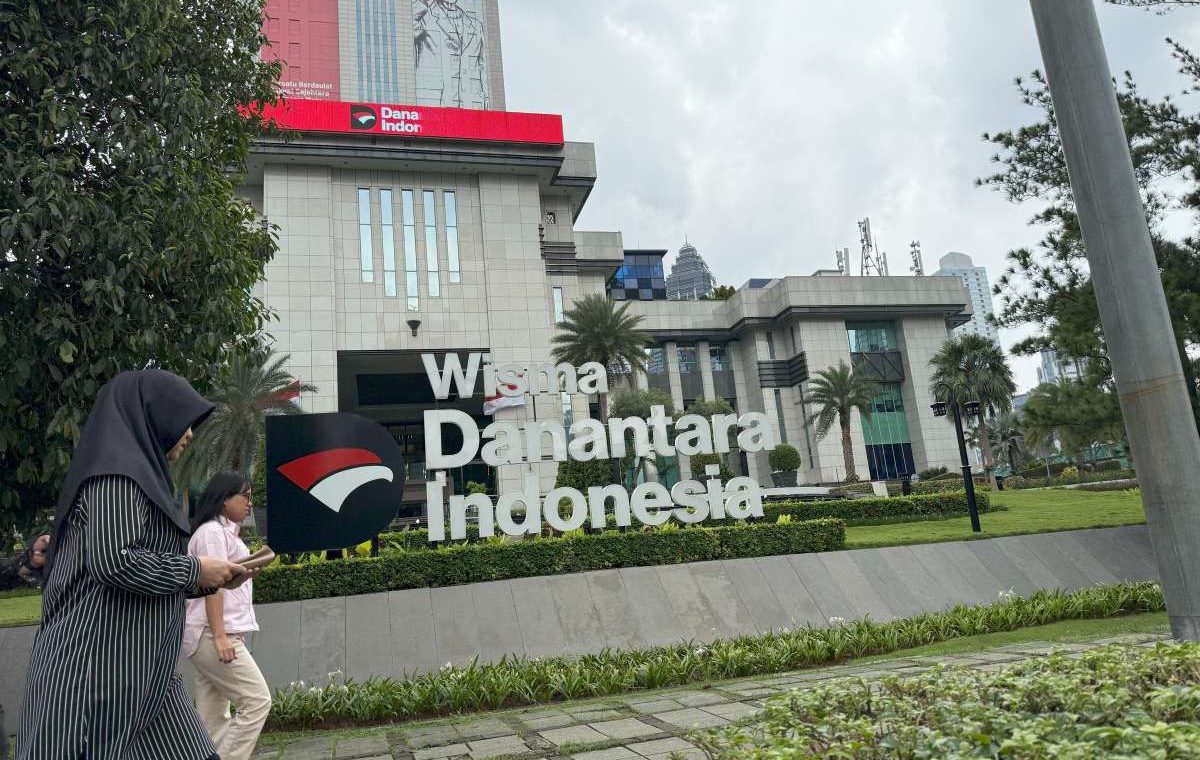 Topics Covered: CORE: Terlalu Dini untuk Mengaitkan Kenaikan Laba BUMN dengan Peran Danantara