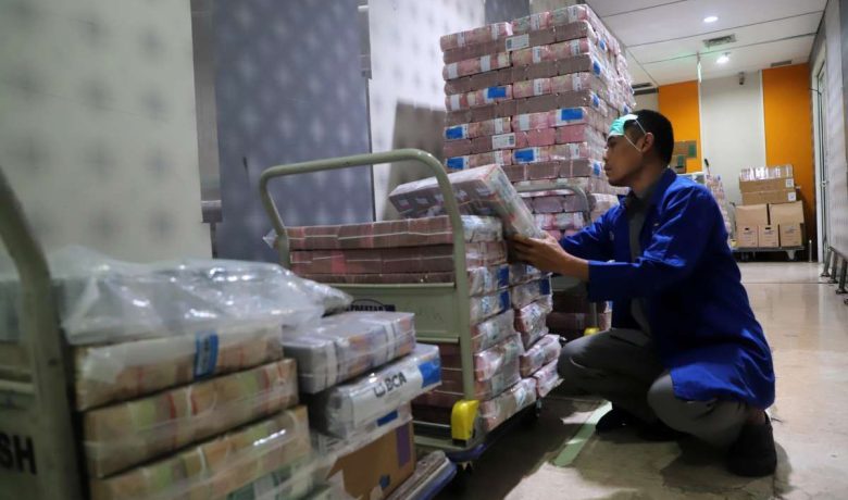 New Policy: Ekonom Proyeksi Cadangan Devisa Juni Tertekan, Defisit NPI Berlanjut di Kuartal Kedua