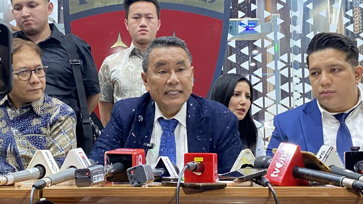 Latest Update: Hotman Paris: Penyidik Ajukan 18 Pertanyaan ke Febrie Adriansyah, Tak Ditahan